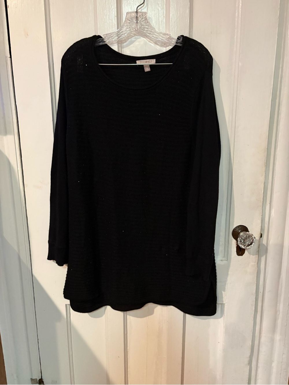 Roz & Ali Scoop-Neck Long Sleeve Pullover